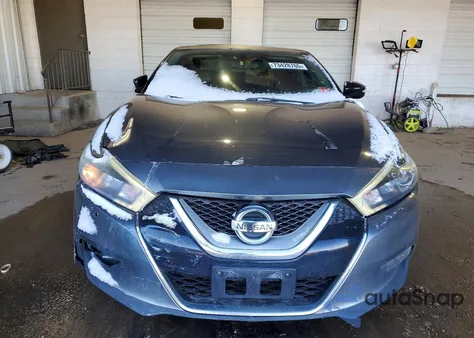 2017 Nissan Maxima 3.5S z USA, uszkodzony, nr VIN 1N4AA6AP4HC431196